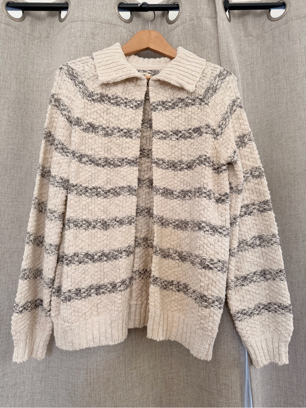 O'Neill Cream and Gray Striped Zip-Up Sweater